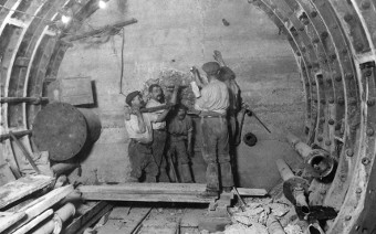 London Underground building tunnel