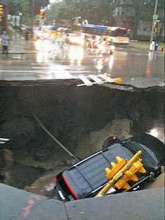 Milwaukee Sinkhole on On A Much Smaller Scale A Sinkhole In Milwaukee Nonetheless
